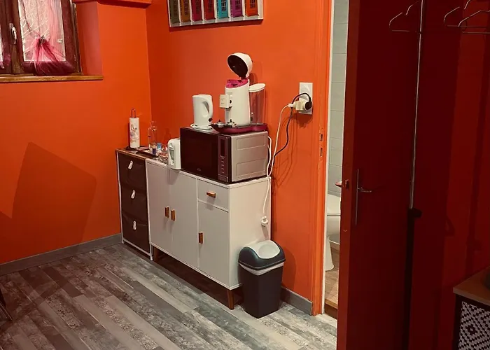 Capsule hotel Independante *